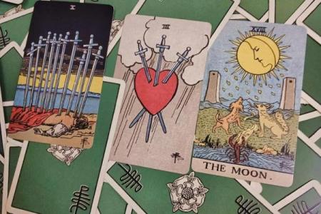 塔罗测试是什么导致了你们感情的终结？