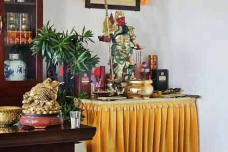 装修房子道士看风水好吗