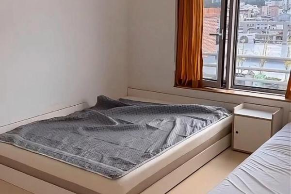 床怎么摆放方向风水好_床这样摆好吗