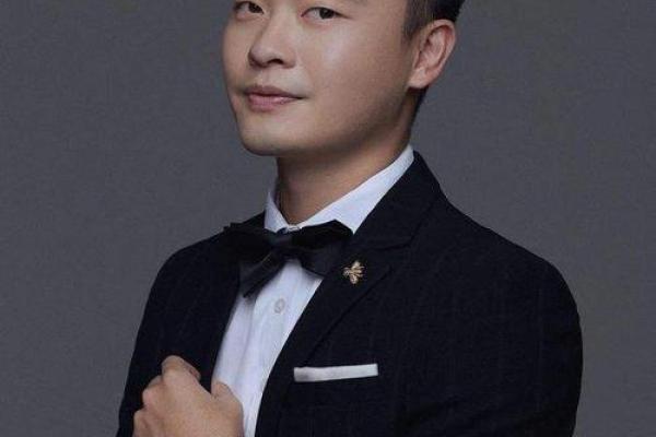 八字徐伟刚 八字徐伟刚