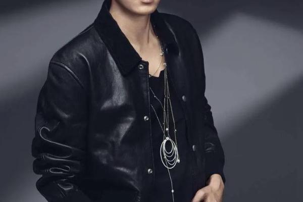 哪个星座适合李易峰谈恋爱