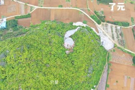 风水师：坟墓前最怕放什么东西