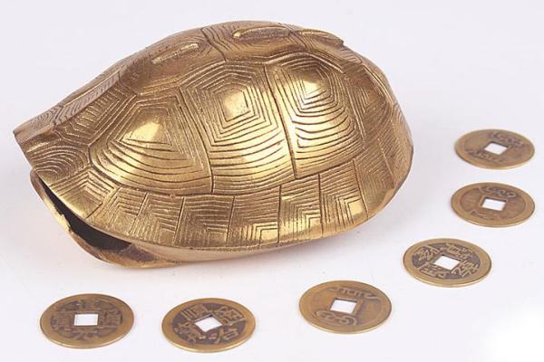 算命只收六个铜板的钱