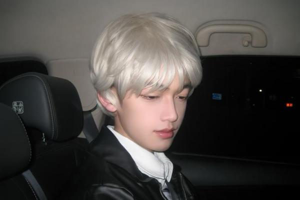 脸上长白毛的算命说法 脸上有白毛的人能算命吗